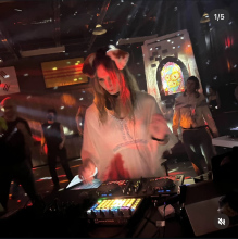 Sherpdess DJing at glitterdark 01